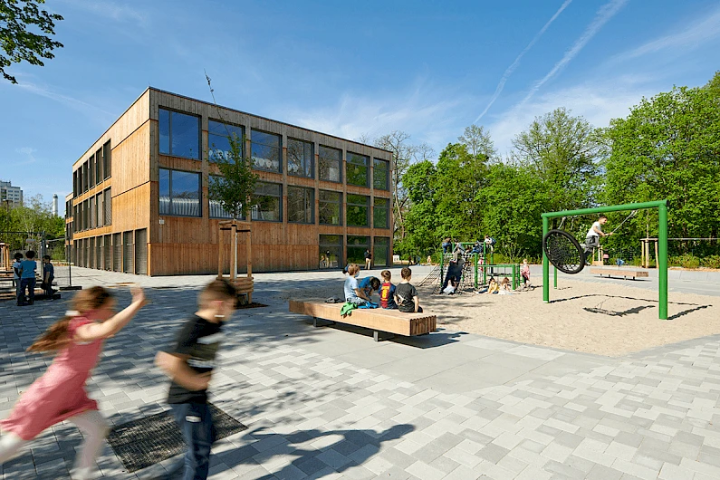 Primary School Sewanstraße, Berlin 5