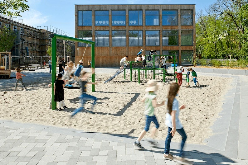 Primary School Sewanstraße, Berlin 6