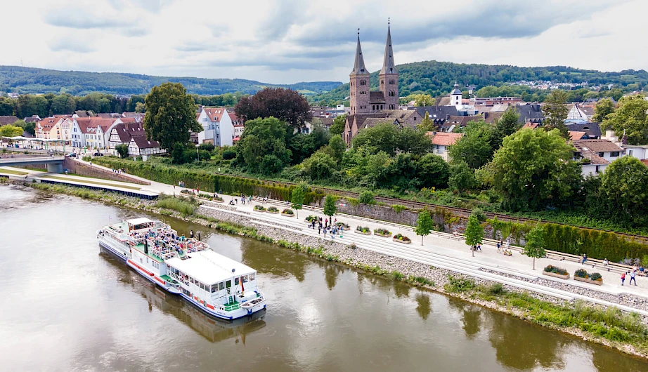 Weser promenade Höxter 10