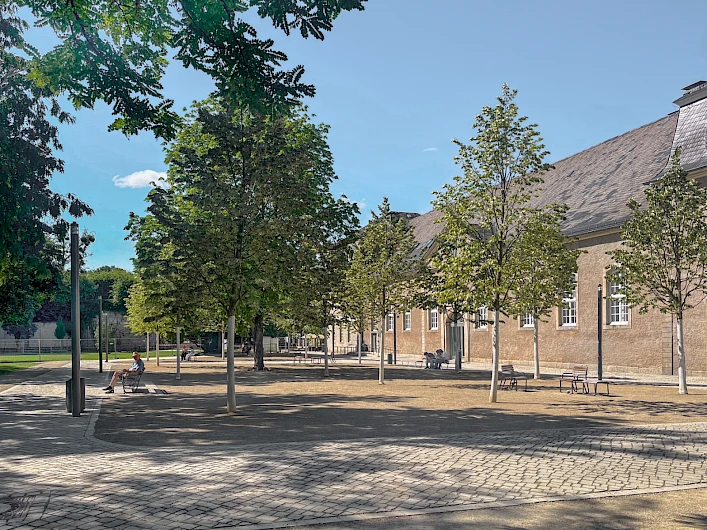 Schlossplatz Detmold 3