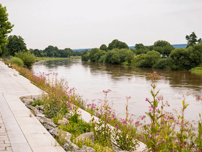 Weser promenade Höxter 4